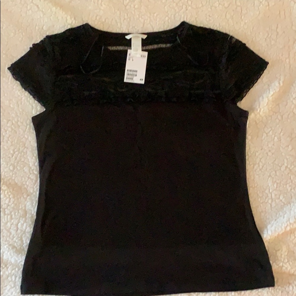 H & M SS NWT Lace top